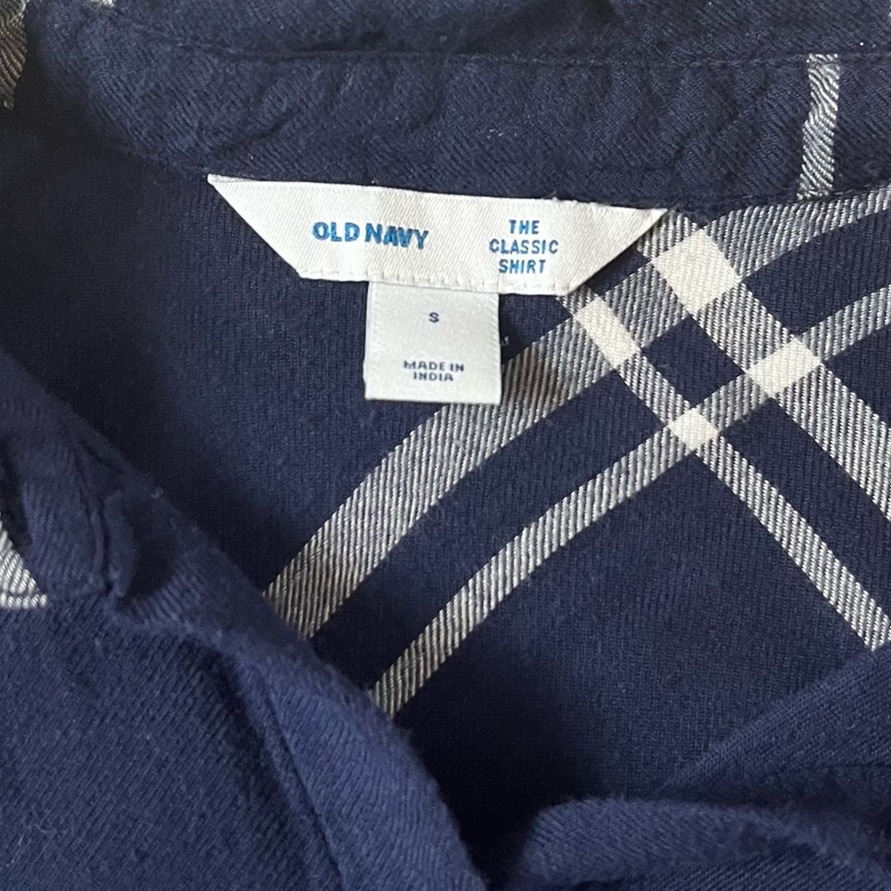 ✨Host Pick✨ Old Navy Plaid Brushed Flannel Classic Shirt - Picture 6 of 7
